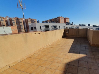 Dúplex en venta en Carrer de L'escultor Manolo Hugué, Sistrells