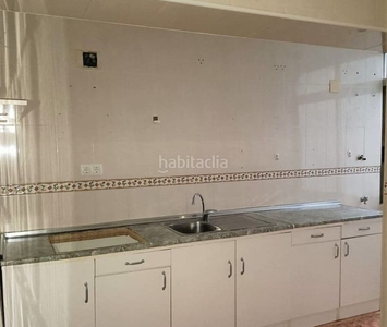 Piso en carrer pintor josep ribera 6 piso con 3 habitaciones con ascensor en Gandia