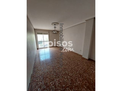 Piso en venta en Plaza de Andalucía