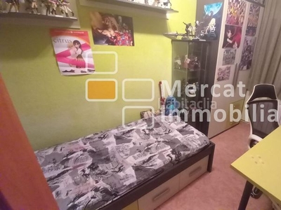 Piso en venta en Sant Andreu, 3 dormitorios. en Barcelona