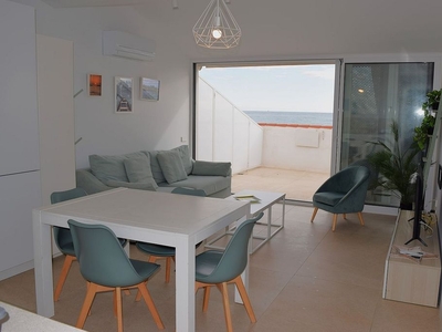 Alquiler de ático en Playa de Puçol de 3 habitaciones con terraza y garaje
