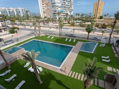 Alquiler de piso en avenida De la Costa Blanca de 3 habitaciones con terraza y piscina