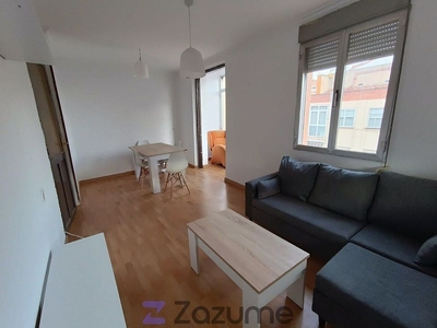 Alquiler de piso en Miranda de Ebro de 2 habitaciones con muebles y calefacción