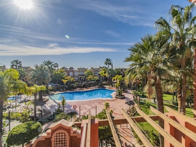 Ático en venta en Puerto Banus, Marbella, Málaga