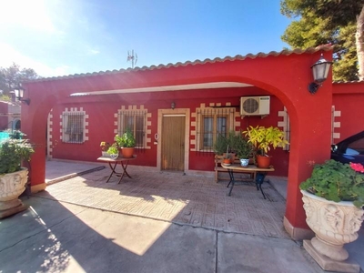 Casa con terreno en Cartagena