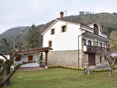 Casa en Santiurde de Toranzo