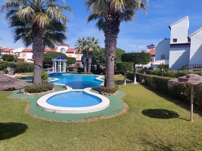 Casa en venta en Aguas Nuevas, Torrevieja, Alicante