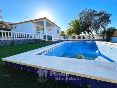 Chalet en Castilblanco de los Arroyos