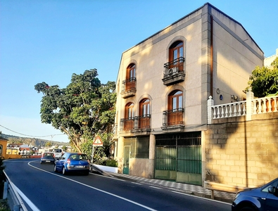 Estupenda casa pareada en casco Santa Brígida Venta Casco Urbano