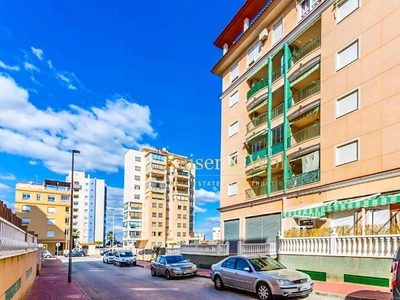 Piso en venta en Puerto Deportivo, Guardamar del Segura, Alicante