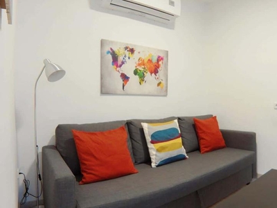 Apartamento de alquiler en Calle del Tesoro, Universidad - Malasaña