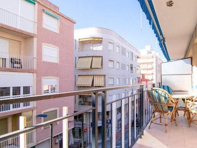 Apartamento en venta en Oran, Playa Levante