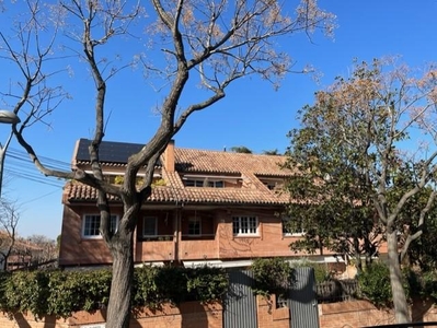 Casa adosada de alquiler en Carrer Verdi, 29, L'Eixample