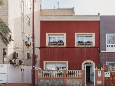 Casa adosada en venta en Avenida Cabo de Gata, Ciudad Jardín - Tagarete - El Zapillo