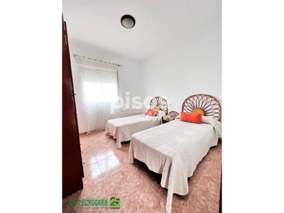 Casa adosada en venta en Calle Quevedo