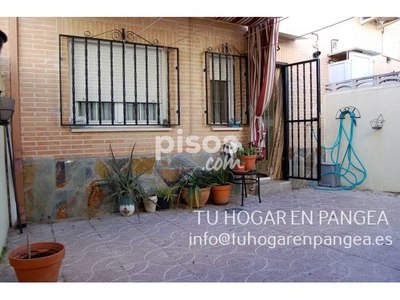 Casa adosada en venta en Paseo del Olivar, cerca de Calle Río Sella