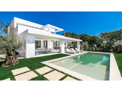 Casa en venta en Elviria