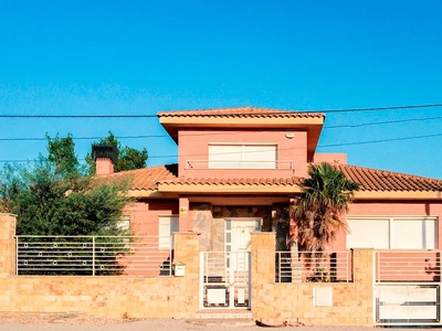 Casa o chalet en venta en Ausias Marc, Alcarràs