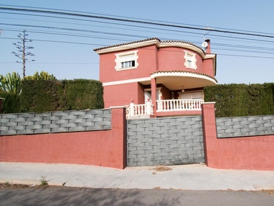 Casa o chalet en venta en Calle Caudillo Sierra Perenchiza, Sierra Perenchiza - Cumbres de Calicanto - Sto Domingo