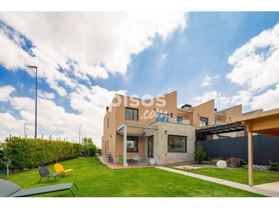 Casa pareada en venta en Calle del Navio