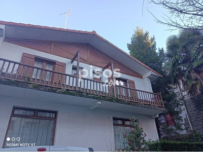 Casa unifamiliar en venta en Erdialdea-Alde Zaharra-Mendibil-Santiago