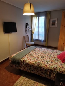 Habitaciones en C/ Hernani, Bilbao por 345€ al mes