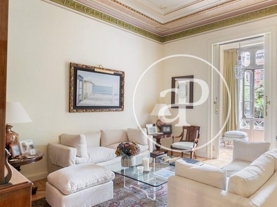 Piso en venta en C/ de Provença, Dreta de l'Eixample