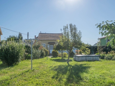 Venta de casa con piscina en Oleiros, San pedro de nos