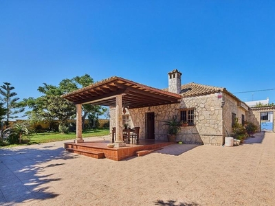 Casa con terreno en Puerto Real