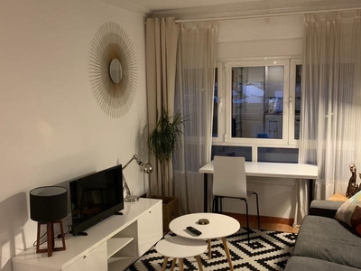 Apartamento de alquiler en General Elorza, Milán - Pumarín