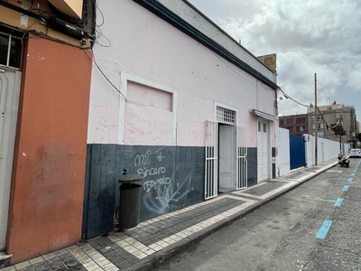 Casa adosada en venta en Calle Molino de Viento, Arenales - Lugo - Avda. Marítima