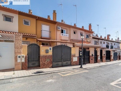 Casa adosada en venta en Perú, Aljomahima - Ermita