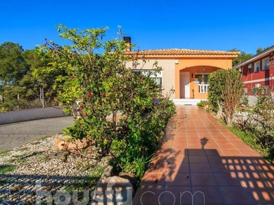 Casa o chalet en venta en Carrer Josep Maria Folch I Torres, 12, La Franquesa - Oasis Park