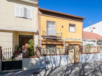 Casa o chalet en venta en Ramon y Cajal, Rosaleda - Juventud