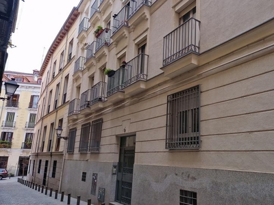 Piso de alquiler en Calle del Lazo, Palacio