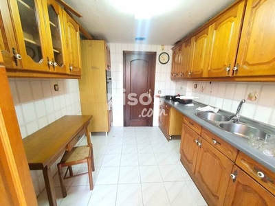 Piso en venta en Ctra. Ledesma