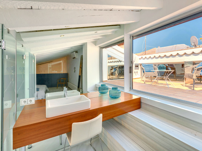 Singular ático de diseño con terracita en San Jaime - Palma de Mallorca