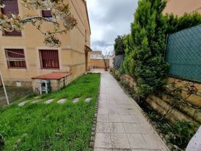 Casa adosada Camino de las Eras, 8, Puebla de Beleña