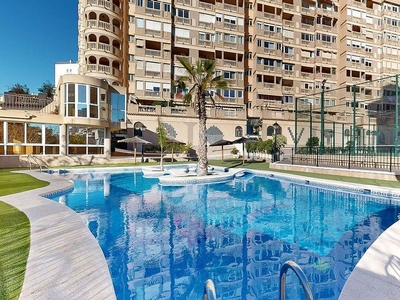 Dúplex en venta en calle Pedro Ferrándiz de 3 habitaciones con terraza y piscina