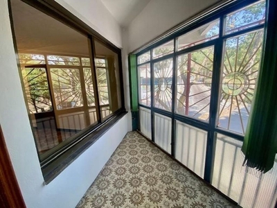 Piso en venta en El Guinardó de 3 habitaciones con balcón y aire acondicionado