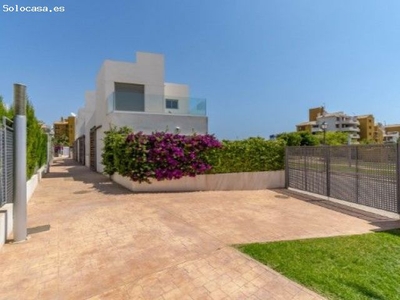 Terraced Houses en Venta en Orihuela Costa, Alicante