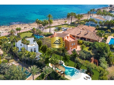 Venta Única y Exclusiva Villa de diseño 1a linea de Mar con acceso a la Playa, Javea Costa Blanca