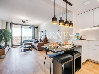 Alquiler piso con 2 habitaciones amueblado con ascensor, parking, piscina, calefacción y aire acondicionado en Madrid