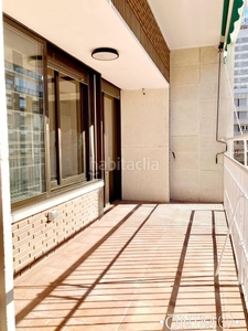 Alquiler piso con 5 habitaciones con ascensor, calefacción y aire acondicionado en Madrid