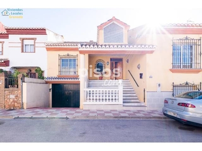 Casa adosada en venta en Calle del Príncipe