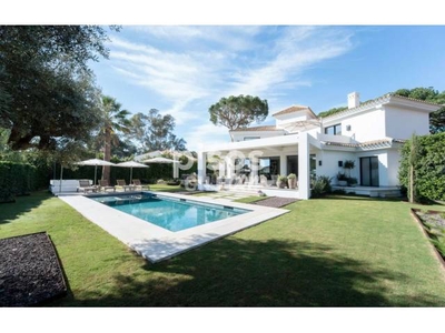 Chalet en venta en Los Monteros Playa