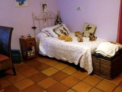 Chalet fantástico chalet a pie de montaña de 3 dormitorios en Estepona