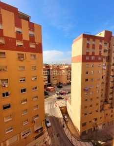Piso en plaza de nazaret 4 piso en venta en parque del sur , en Málaga