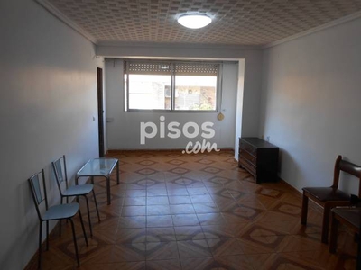 Piso en venta en Torrefiel