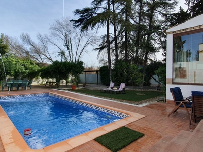 Venta de casa con piscina en Espartinas, ZONA RESIDENCIAL CERCANA COLEGIO EUROPA
